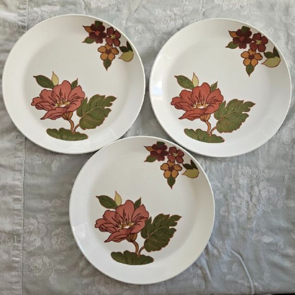 3 x Vintage 10" Floral Red‎ Rose/Peony Dinner Plates Johnson Brothers Snowhite